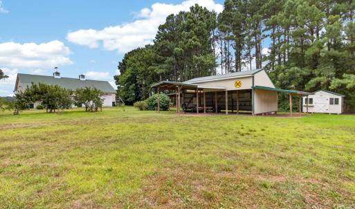 Views of the lot and Workshop and Polebarn