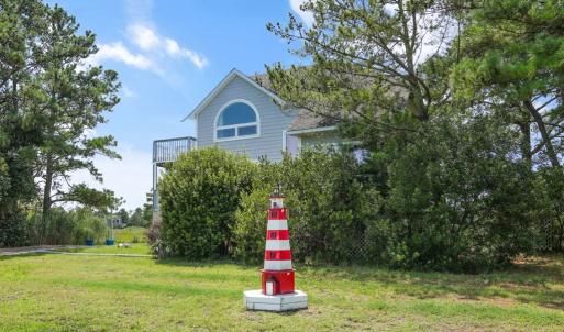 Photo #4 of 5466 AMRIEN DR, CHINCOTEAGUE, VA 0.3 acres