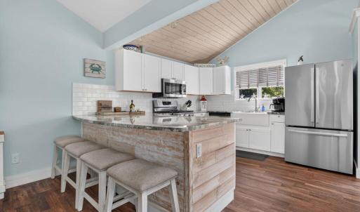 Photo #11 of 5190 PINE TREE WAY, CHINCOTEAGUE, VA 0.3 acres