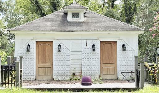Photo #5 of 84 MARKET ST, ONANCOCK, VA 1.7 acres