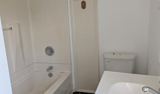 Full bath, Upstairs full bath