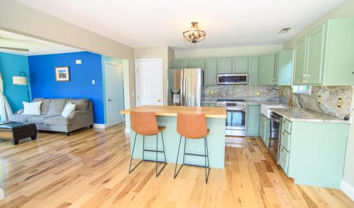 Photo #17 of 21100 THOMPSON LN, QUINBY, VA 0.5 acres