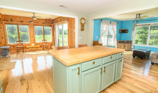 Photo #19 of 21100 THOMPSON LN, QUINBY, VA 0.5 acres