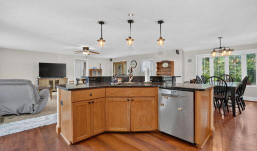 Photo #13 of 28290 MAIN ST, HALLWOOD, VA 2.1 acres