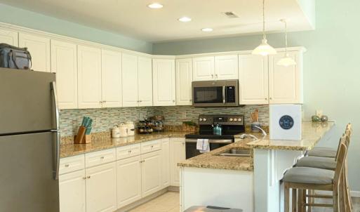 Granite Countertops/Tile Backsplash