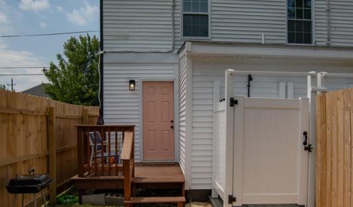 Photo #4 of 610-612 PEACH ST, CAPE CHARLES, VA 0.1 acres