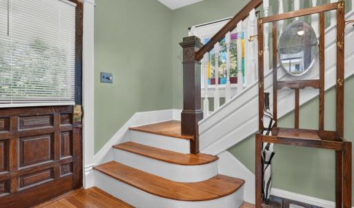 Traditional Foyer