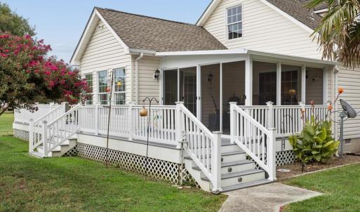 Composite deck with vinyl railings