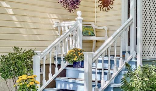 Front porch steps