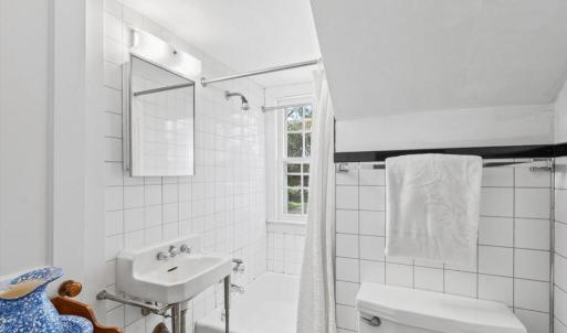 Full Bath