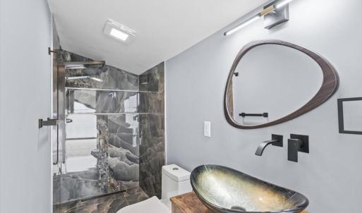 3rd Floor Bath