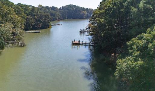 Located on a cove of Hungar's Creek