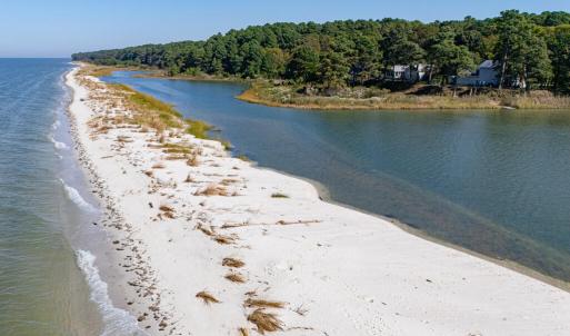 Common area beach