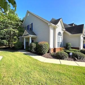 Photo #3 of SOLD property in 1208 Island Park Circle, Suffolk, VA 0.1 acres