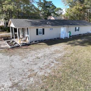 Photo #2 of 806 W Queen Street, Edenton, NC 0.2 acres