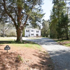 Photo #2 of 24309 Bush Creek Circle , Carrollton, VA 2.9 acres