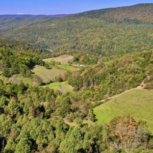 Photo #3 of 414 Niday Dr , Narrows, VA 590.2 acres