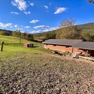 Photo #28 of 414 Niday Dr , Narrows, VA 590.2 acres