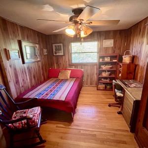 Photo #36 of 414 Niday Dr , Narrows, VA 590.2 acres