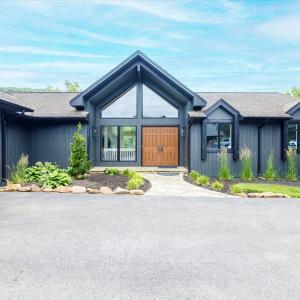 Photo #7 of SOLD property in 1424 Bottom Creek Ln, Bent Mountain, VA 26.0 acres