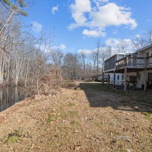 Photo #5 of 320 Blackbeards Road, Edenton, NC 1.0 acres