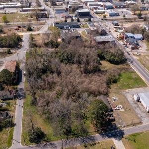 Photo #4 of 220 N. Pine Street, Laurinburg, NC 0.4 acres