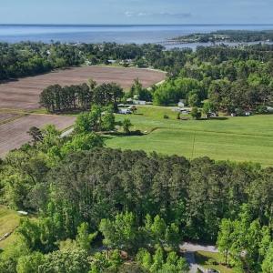 Photo #3 of Off Sailhaven Dr, Oriental, NC 1.1 acres