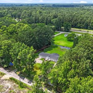 Photo #11 of 1094 Draper Drive, Robersonville, NC 1.8 acres