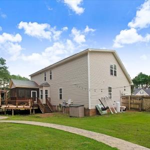 Photo #5 of 457 Albemarle Dr, Clayton, NC 1.0 acres