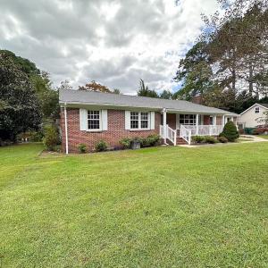 Photo #2 of 1236 Willowbrook Dr, Suffolk, VA 0.6 acres