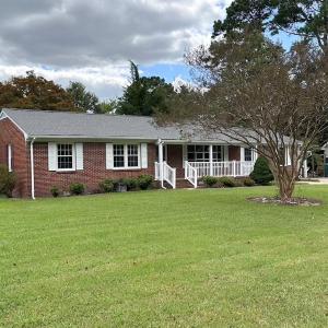 Photo #4 of 1236 Willowbrook Dr, Suffolk, VA 0.6 acres