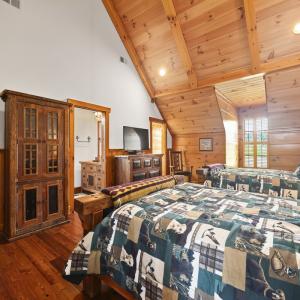 Photo #51 of 390 Line Creek Farm Road, Yanceyville, NC 123.1 acres