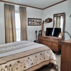 Photo #19 of 2338 Etters Lane, Cassatt, SC 28.0 acres