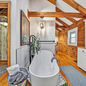 Photo #43 of 1504 Hutchison Rd. New Castle, VA, New Castle , VA 89.0 acres