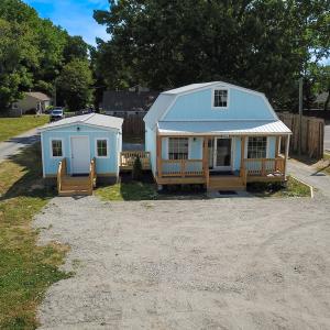 Photo #2 of 12468 Warwick Blvd, Newport News, VA 0.2 acres