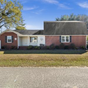 Photo #1 of 117 S Thomas Street, Beulaville, NC 0.1 acres