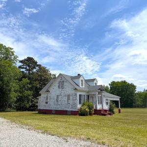 Photo #14 of 373 Colonial Trail East, Surry, VA 0.5 acres