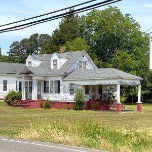 Photo #16 of 373 Colonial Trail East, Surry, VA 0.5 acres