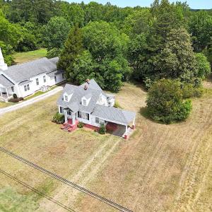 Photo #5 of 373 Colonial Trail East, Surry, VA 0.5 acres