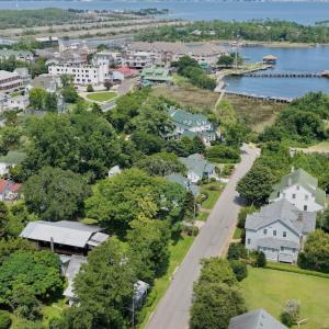 Photo #1 of 330 Fernando St, Manteo, NC 0.2 acres