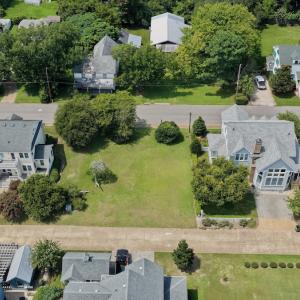 Photo #2 of 330 Fernando St, Manteo, NC 0.2 acres