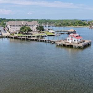 Photo #4 of 330 Fernando St, Manteo, NC 0.2 acres