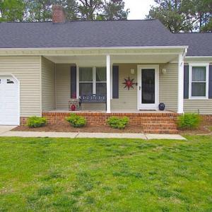 Photo of SOLD!!  Immaculate 3 BR 2.5 Bath Home For Sale in Suffolk VA!