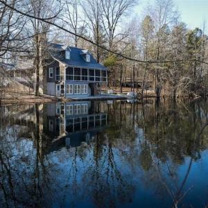Photo of 7.18 acres Home with Pond & Kennel For Sale in Person County NC!