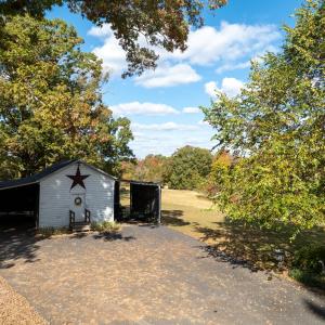 Outbuilding