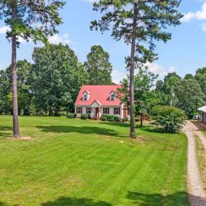 Photo #2 of 1740 Paulette Lane, Nottoway, VA 95.2 acres