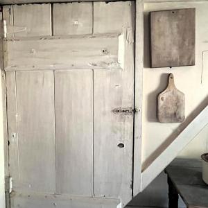 Cabin Detail 2