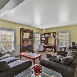 Farmhouse - Family Room