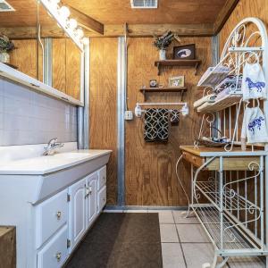 9195 Springwood Rd-63