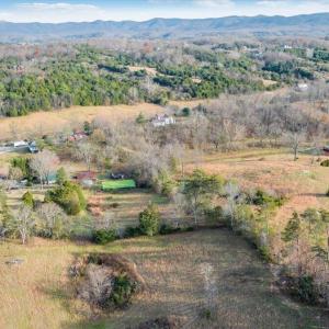 18-DJI_20251113151224_0072_D_MIB